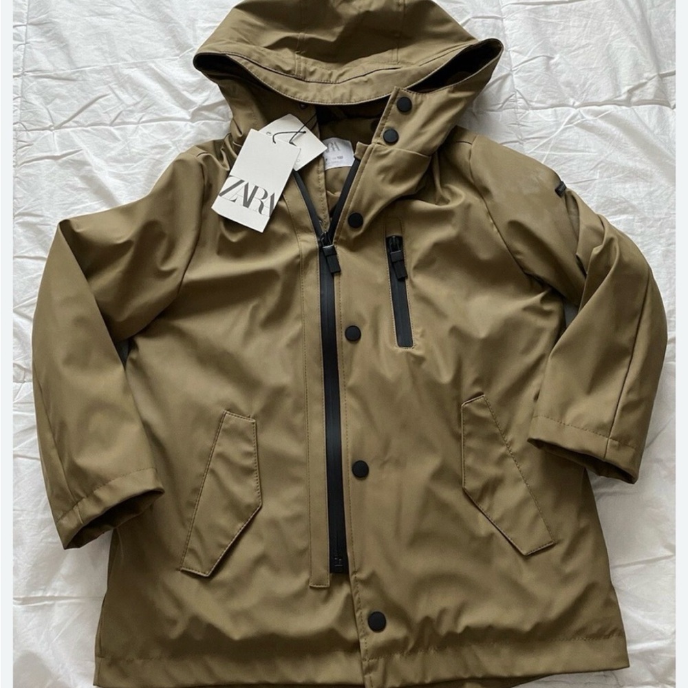 ZARA Men's Olive Hooded Water-Resistant Raincoat